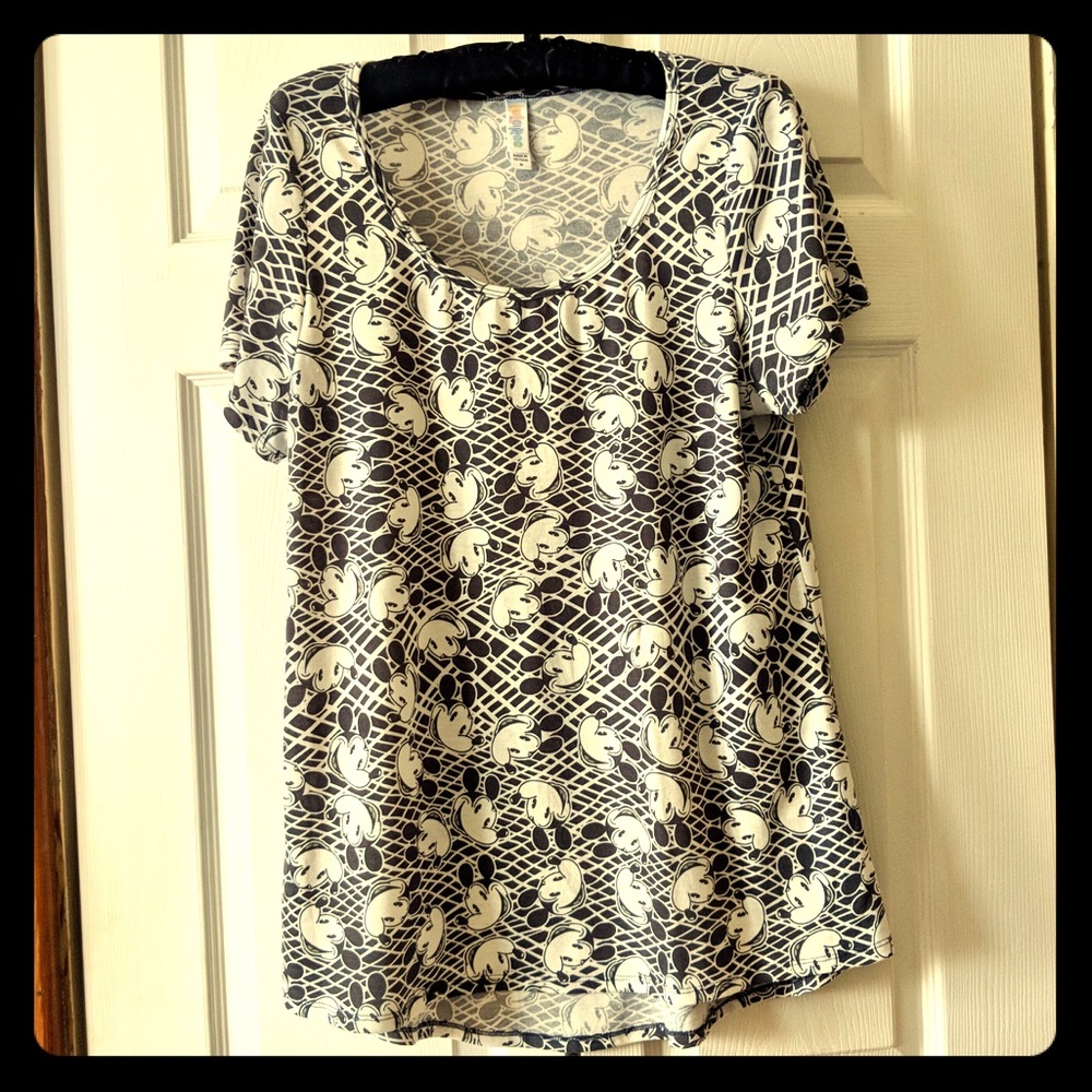 NWOT Disney Mickey Mouse Lularoe Classic Tee
